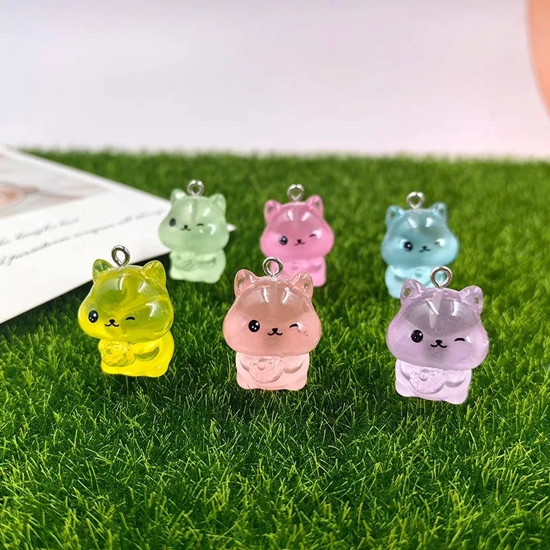 Resin Craft Supplies - Breloques en résine en forme d'écureuil