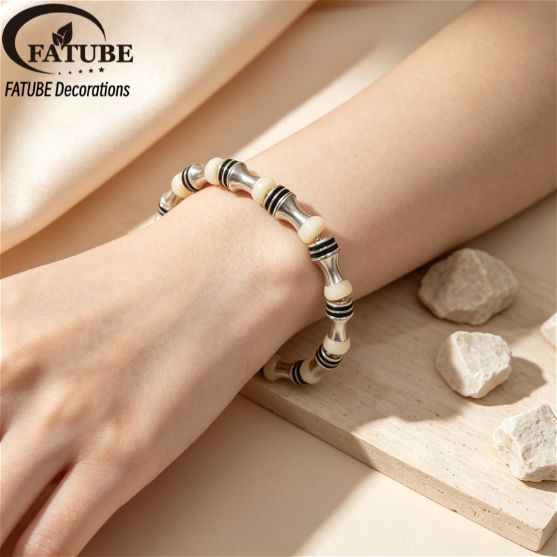 Perles entretoises en métal et - Resin Jewelry Kit avis et prix