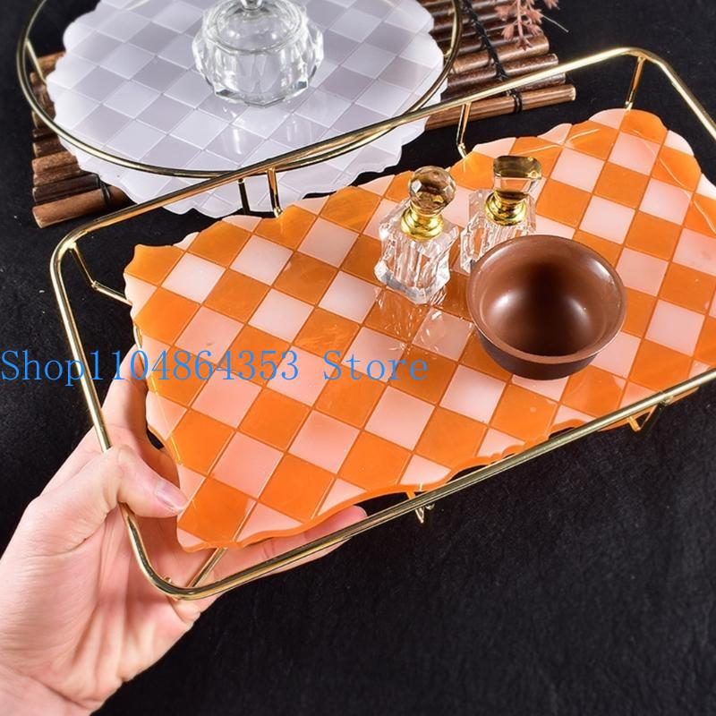 Plateau en damier 652F, moules - Serving Tray Mold avis et prix